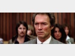 Nagłe zderzenie: Inspektor Harry Callahan (Clint Eastwood).
